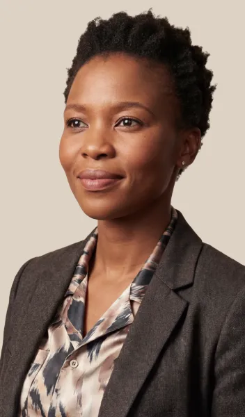 Nomsa, AI presenter for corporate training video