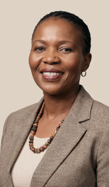 Zinhle, AI presenter for corporate training video