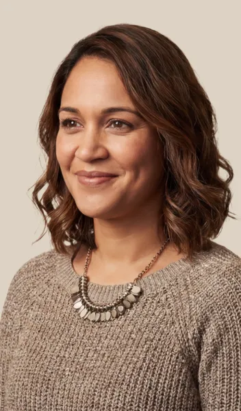 Natalie, AI presenter for corporate training video